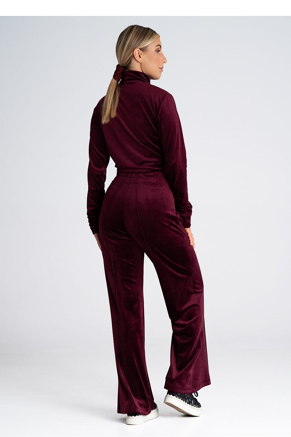  Tracksuit trousers model 189279 Figl 