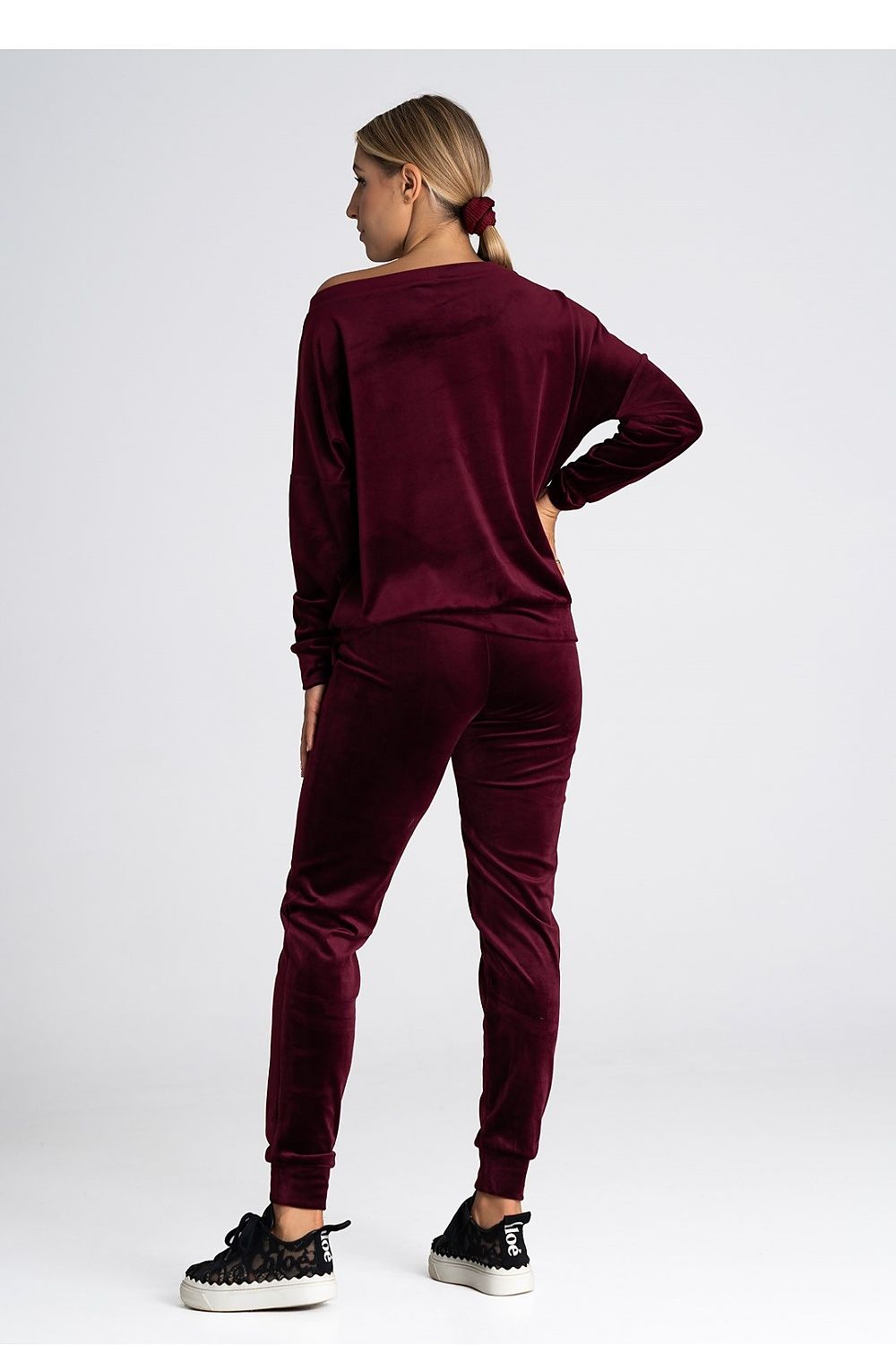  Tracksuit trousers model 189282 Figl 