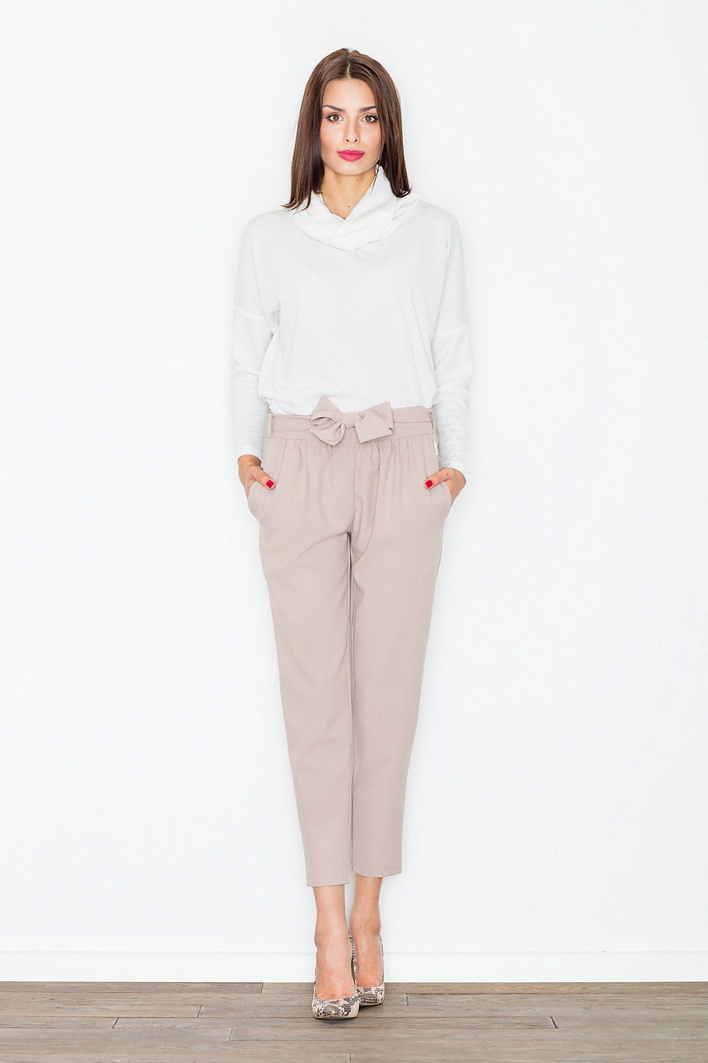  Women trousers model 77117 Figl 