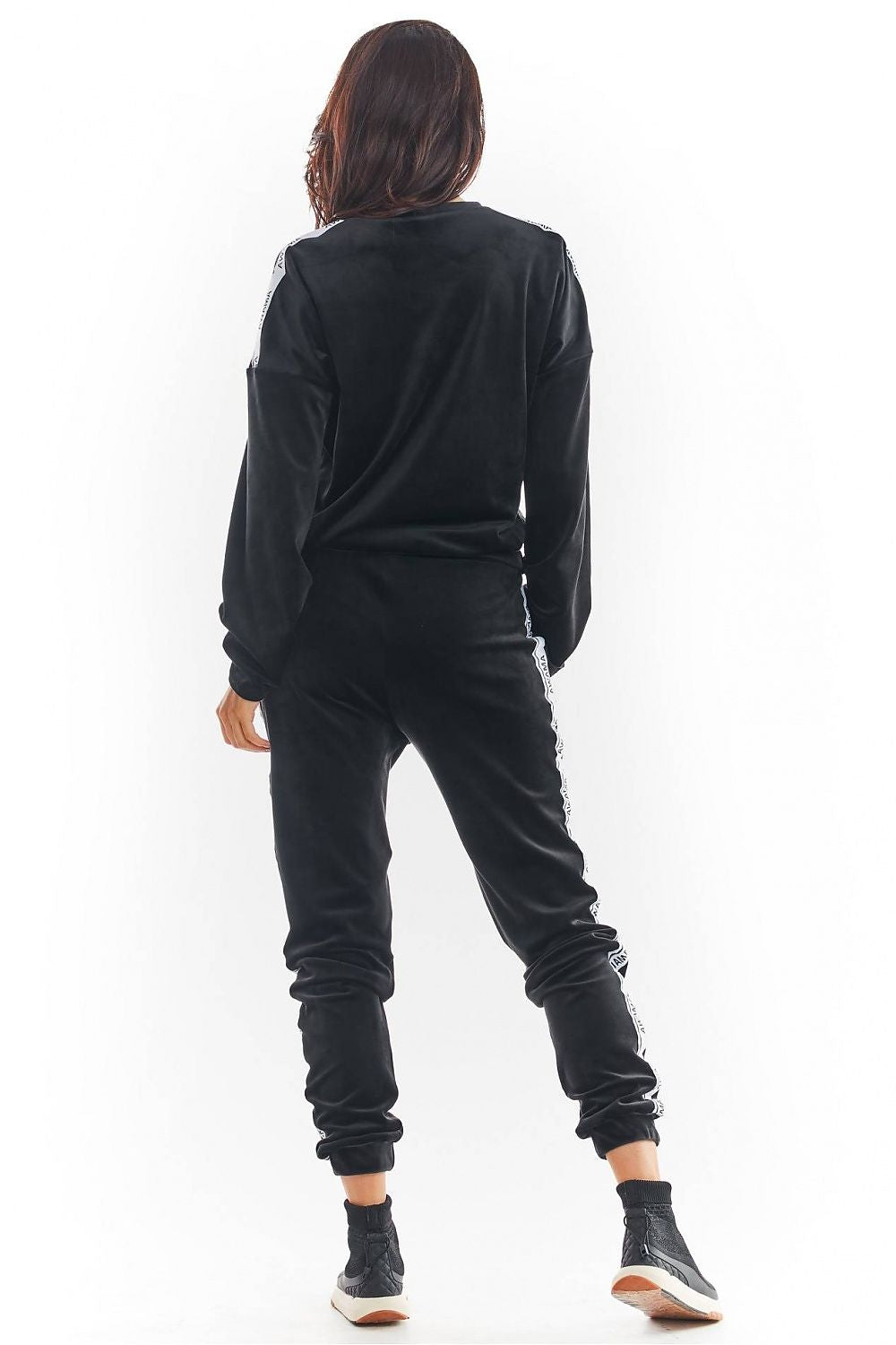  Tracksuit trousers model 149805 awama 