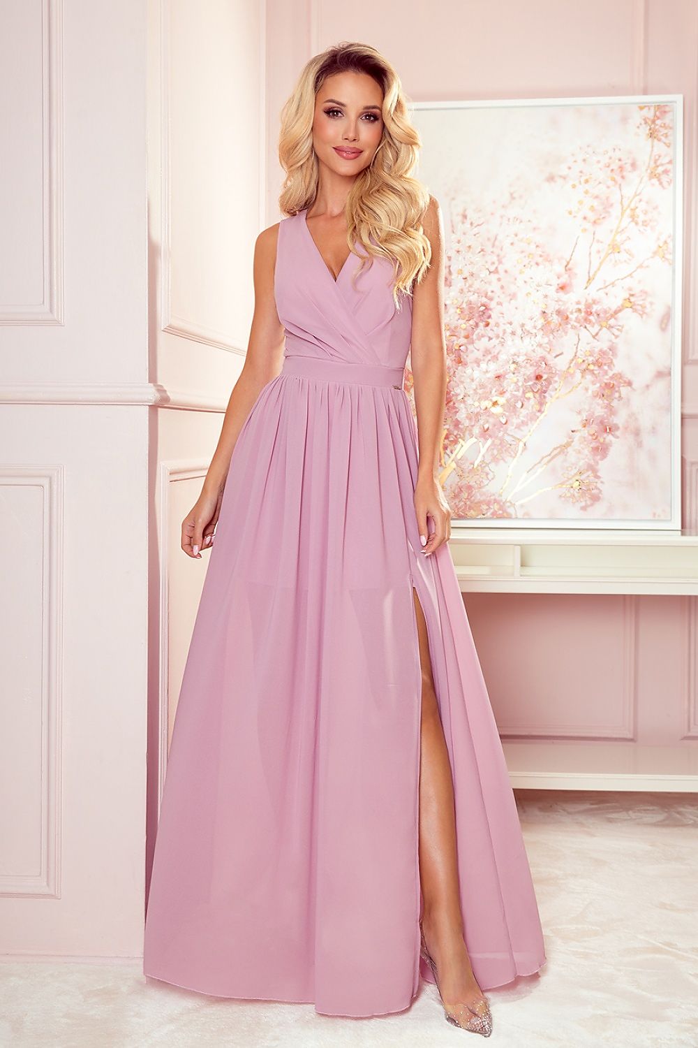  Long dress model 165641 Numoco 